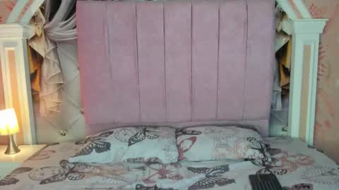 lucy online show from January 17, 3:27 am