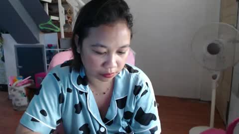 cheeky Bum07 online show from February 3, 5:29 am