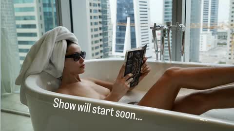 Dana online show from December 4, 7:55 am