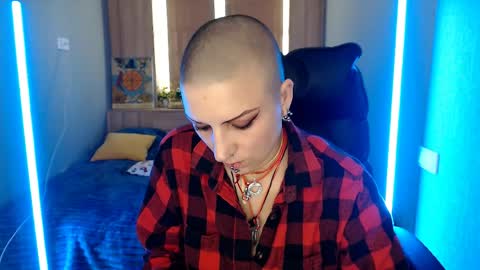 sweet_n_strong online show from March 29, 5:42 am