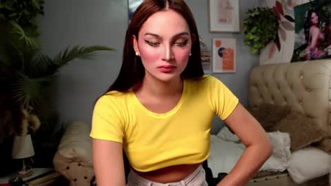 girlnamenicole online show from December 31, 12:54 am