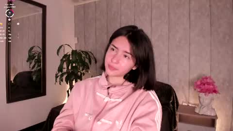 Sweet online show from June 12, 11:09 am