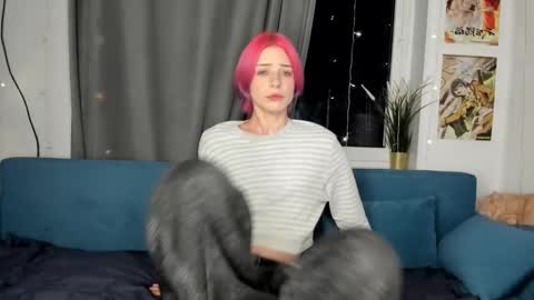 kira online show from October 2, 9:02 pm