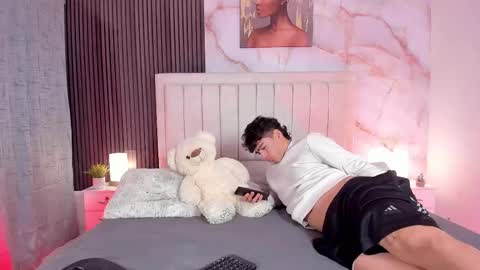 Petter online show from December 1, 1:42 pm