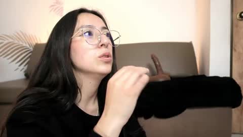 Sammy Lauren online show from April 14, 8:01 pm