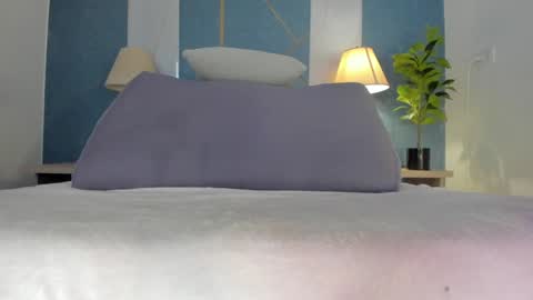 Adeline  online show from November 28, 1:18 pm