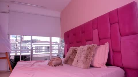 sweet_stacie online show from February 1, 2:02 pm