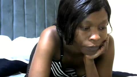 LIANAH online show from November 22, 9:35 pm