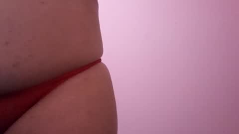 sweetapple808216 online show from December 31, 12:00 am