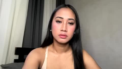 Zoey Cox online show from March 3, 5:31 pm