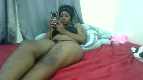 sweetass689 online show from October 21, 2:49 am
