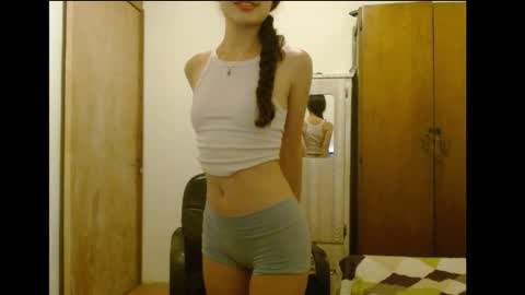 sweetcalm_ online show from March 4, 4:20 am