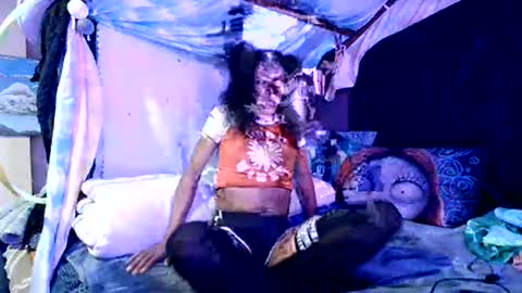 Jillian online show from January 9, 4:19 am