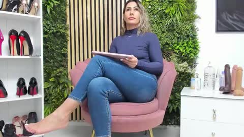 Cherry online show from January 12, 7:04 am