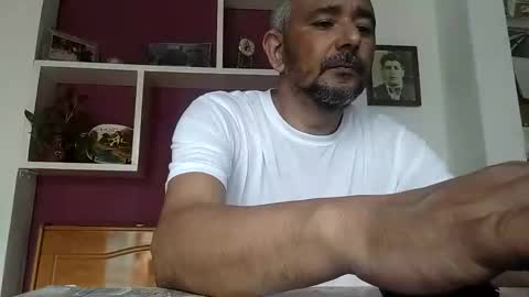 sweetcuervo independent model online show from January 6, 4:11 pm