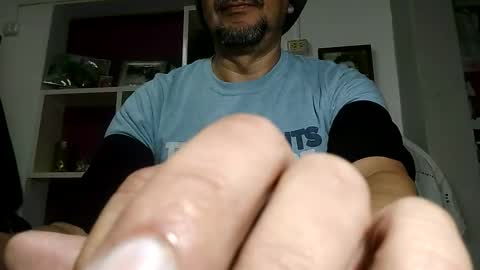sweetcuervo independent model online show from May 14, 4:21 am