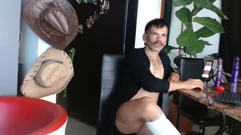 sweetday_19 online show from February 24, 6:16 am