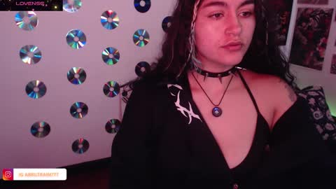 Abril online show from November 6, 5:16 pm