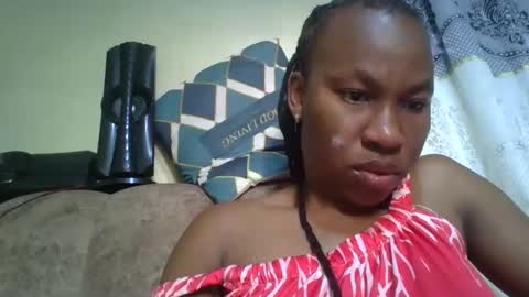 sweetdiva2012 online show from February 1, 4:20 am