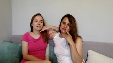 Alina and Mia online show from June 24, 8:43 am