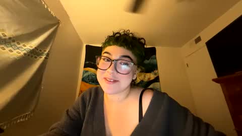 sweetheatannie online show from December 13, 4:22 am