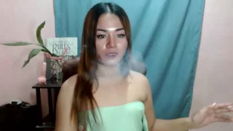 sweethotlove_xoxo online show from October 4, 12:25 pm