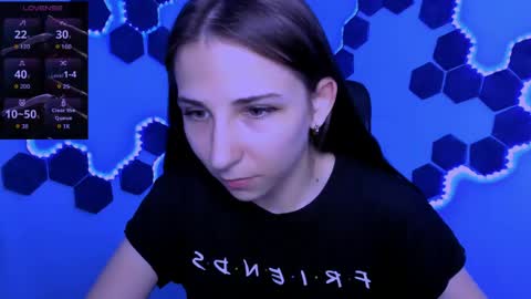 Chloe online show from May 11, 8:43 am