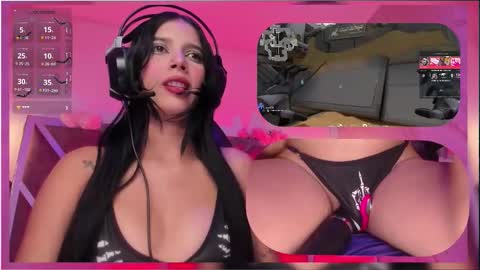 sweetie_cloe online show from November 5, 9:39 pm