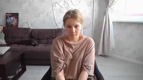 Snapshot of sweetieefox chatting on September 26, 7:27 am SweetieeFox online show from September 26, 7:27 am