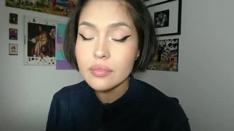 SweetJess online show from December 18, 6:32 am