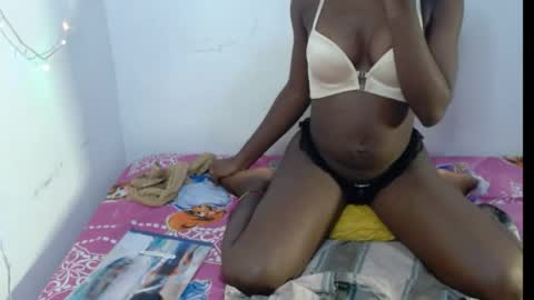 zuri online show from April 16, 11:51 pm