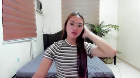 SWEET KEYA online show from February 20, 11:56 am