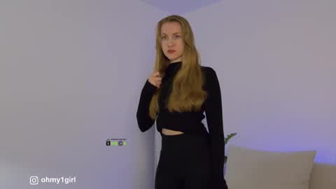 SweetKira1 online show from February 25, 3:37 pm