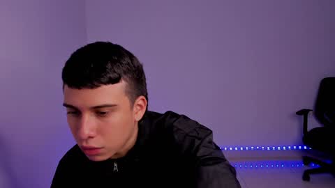 Lian online show from January 13, 2:18 am