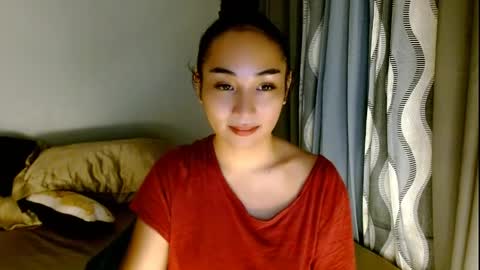 Lilly online show from March 26, 7:02 am