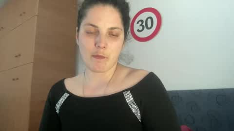 sweetmandyy online show from March 11, 1:01 pm