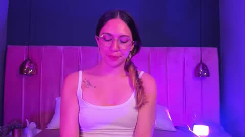 sweetmelodyyy  online show from February 16, 5:00 pm