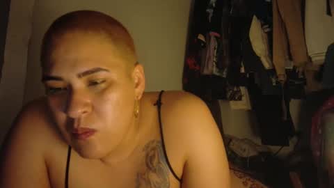 sweetp3ach29 online show from January 10, 8:07 am