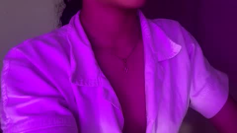 SweetSinnyX online show from March 22, 1:42 am