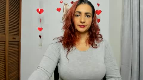 Sofia online show from December 17, 4:01 am