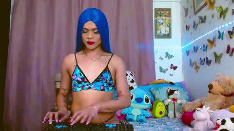 sweetsultrysiren online show from January 21, 1:50 am