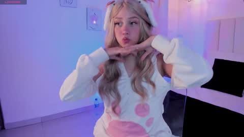 sweett_fire online show from March 24, 6:36 pm