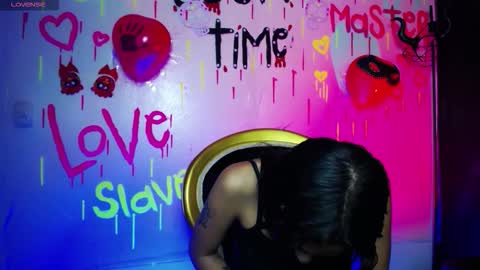 Snapshot of sweett_pleasure chatting on October 15, 1:34 pm Sweett pleasure online show from October 15, 1:34 pm
