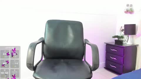 Sharon online show from October 9, 8:03 pm