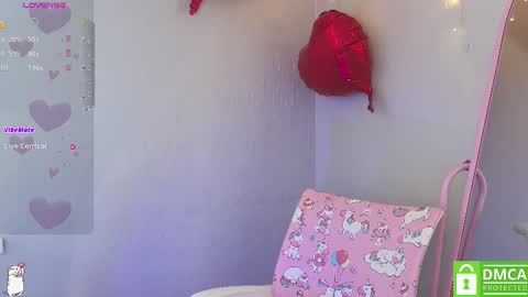 Snapshot of sweetuniporn chatting on February 26, 10:27 am Elis a little vacation Ill be here Saturday my schedules in bio online show from February 26, 10:27 am