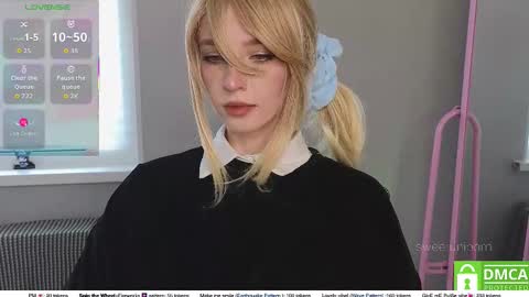 Snapshot of sweetuniporn chatting on September 21, 10:52 am Elis a little vacation Ill be here Saturday my schedules in bio online show from September 21, 10:52 am