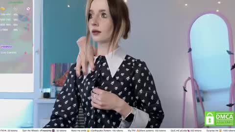 Elis  a little vacation Ill be here Saturday my schedules in bio online show from April 10, 9:58 am