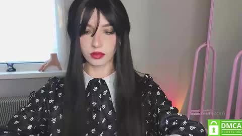 Snapshot of sweetuniporn chatting on September 18, 9:24 am Elis a little vacation Ill be here Saturday my schedules in bio online show from September 18, 9:24 am