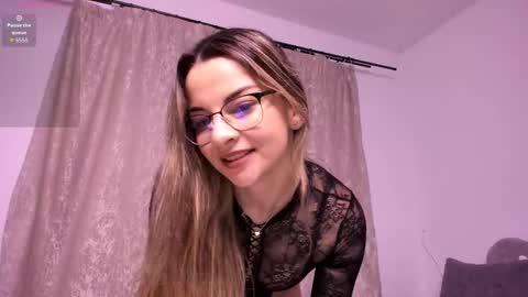 sweetviperr_ online show from January 11, 8:04 pm