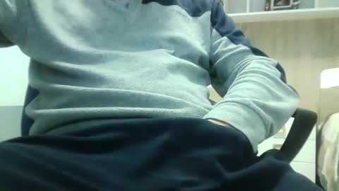 Ricky32 online show from December 2, 8:23 am